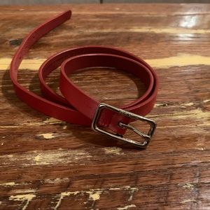 🔆SALE🔆 Tommy Hilfiger slim leather belt